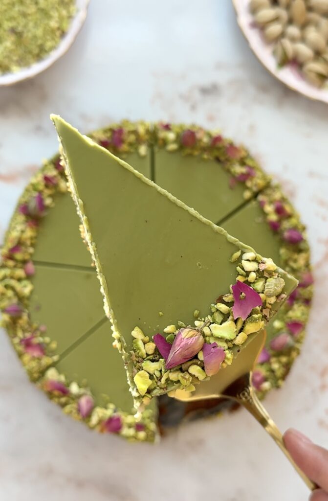 pistachio cheesecake